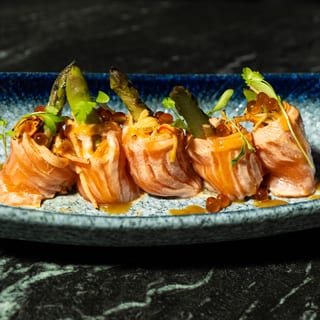 King Salmon Roll (no rice)