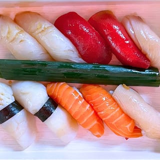 Sushi Set (10pcs)